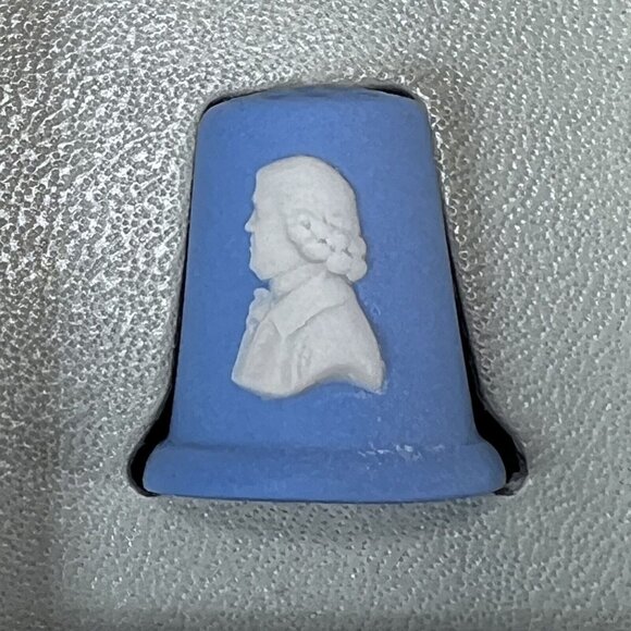 Wedgwood England Jasperwear Pale Blue Thimble 250th Anniversary Original Box - Picture 4 of 6